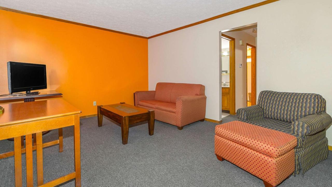 Magnuson Hotel Extended Stay Canton Ohio Lake Cable Bagian luar foto