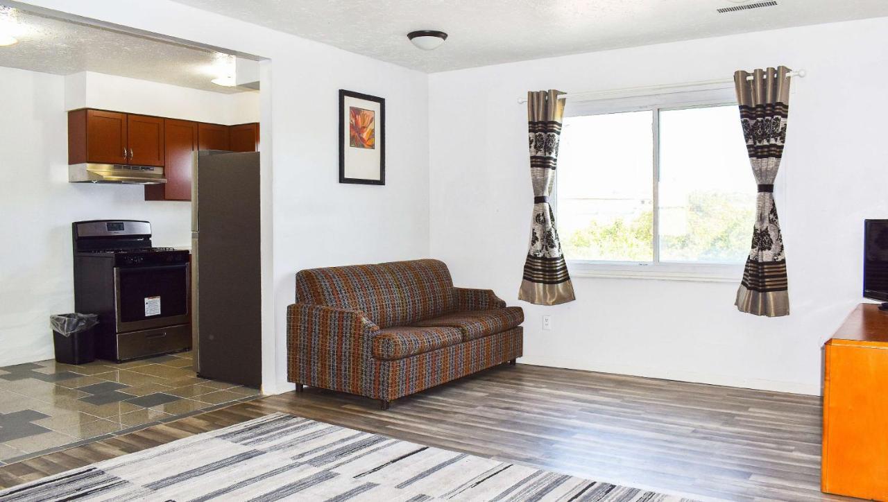 Magnuson Hotel Extended Stay Canton Ohio Lake Cable Bagian luar foto