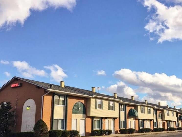 Magnuson Hotel Extended Stay Canton Ohio Lake Cable Bagian luar foto